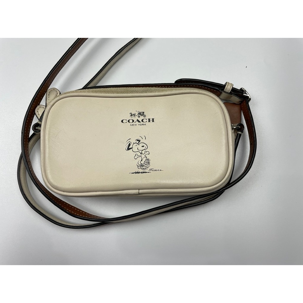 Coach x Peanuts Snoopy Double Zip Crossbody Bag Chalk White C4618